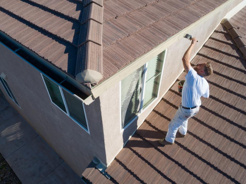 Skilled roofing contractor providing fast and effective temporary repairs