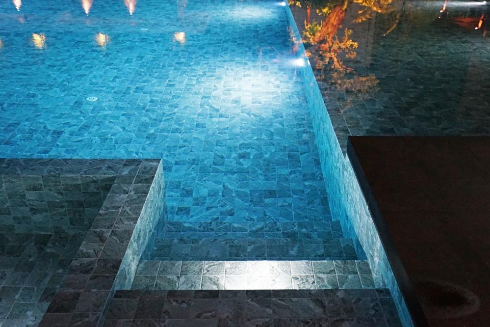 What Makes a Luxury Pool Builder Montgomery TX Stand Out?