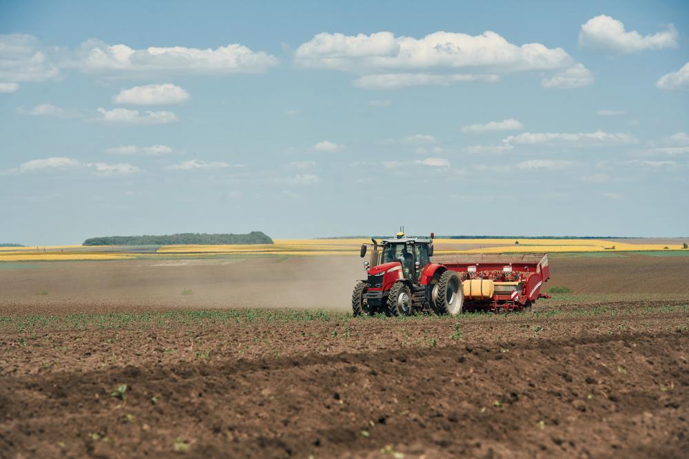 What Are the Qualities of the Best Takeuchi Dealer Wisconsin?