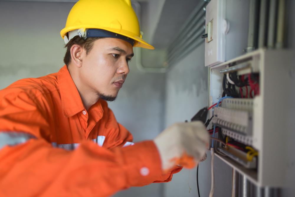 How to Choose a Reliable Emergency Electrician in Brownsville TX