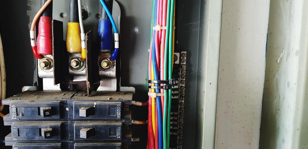 Common Electrical Emergencies You Might Encounter