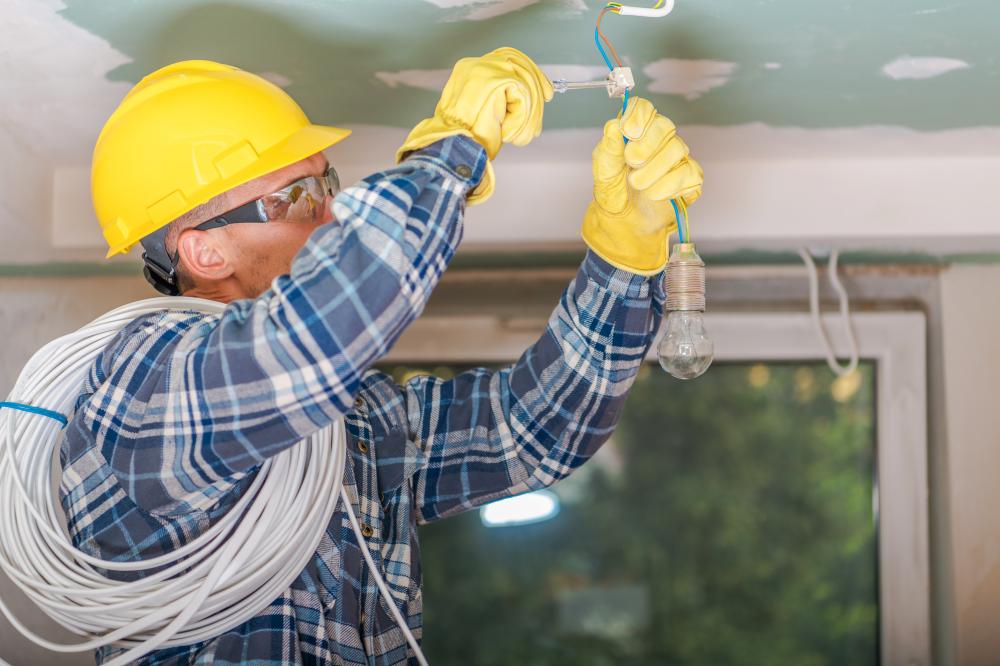 What Qualifies as a Local Electrician League City TX Emergency?