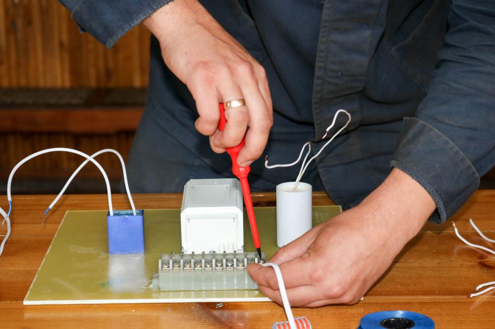 How to Handle Electrical Emergencies