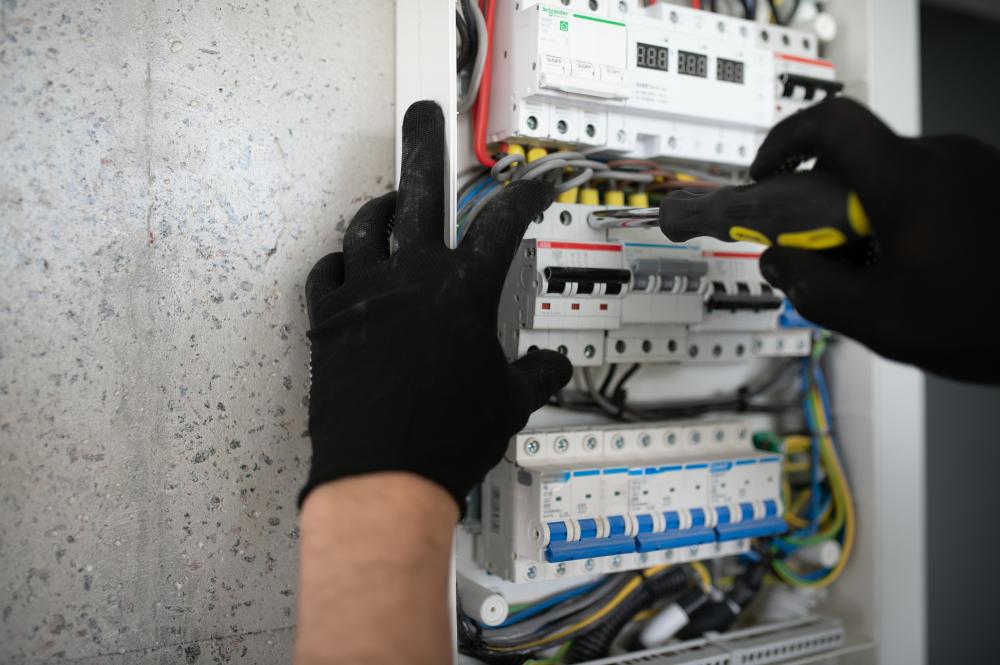 Why Choose Beverly Hills Electrician Pros