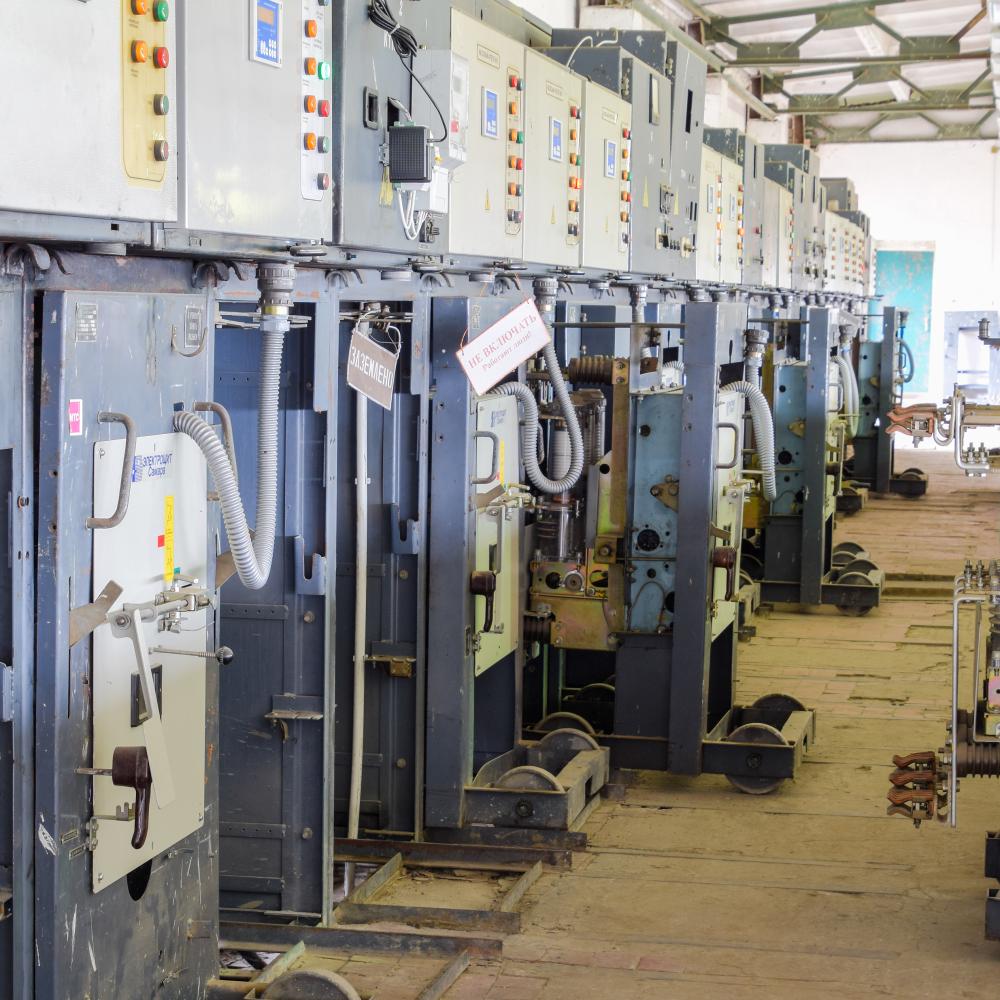 Common Challenges in Industrial Circuit Breaker Repair