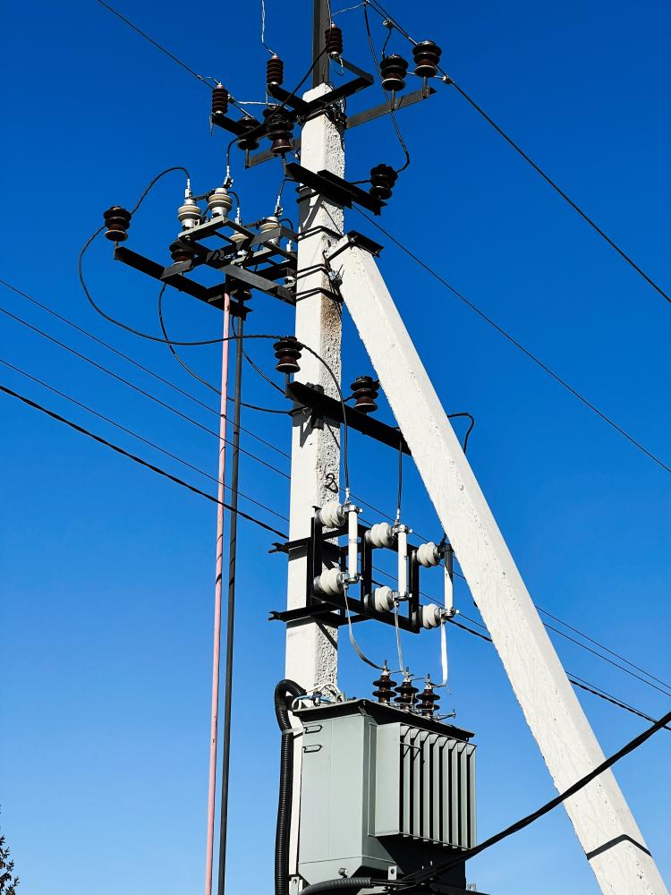 What Signs Indicate an Electrical Emergency?