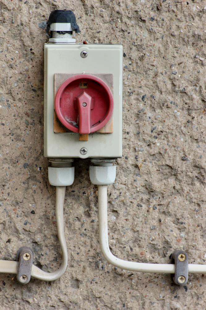 Why Choose a Local Electrician Redding CA?