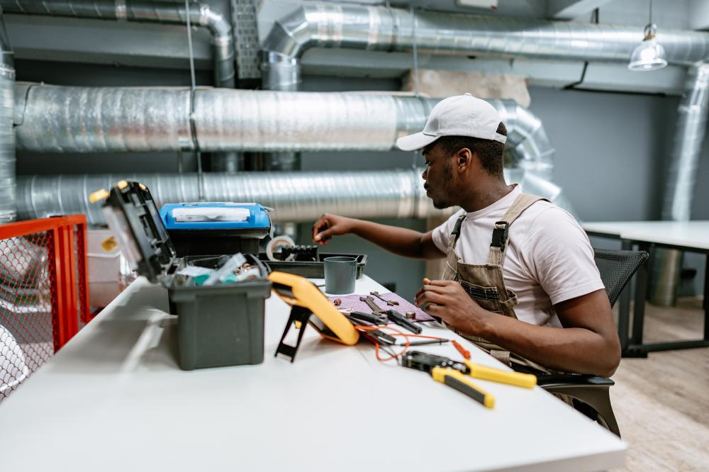 What Qualifies as an Electric Repairman Richmond VA Emergency?