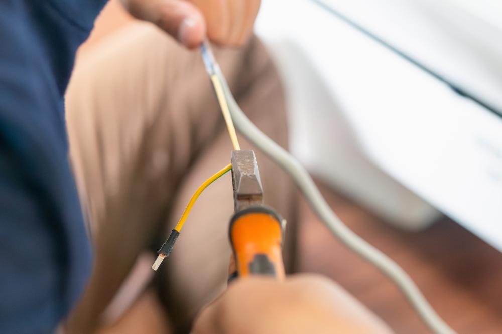 What Qualifies as an Electrical Repairs Glendale AZ Emergency?