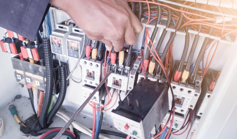 Professional Perspectives on Electrical Services