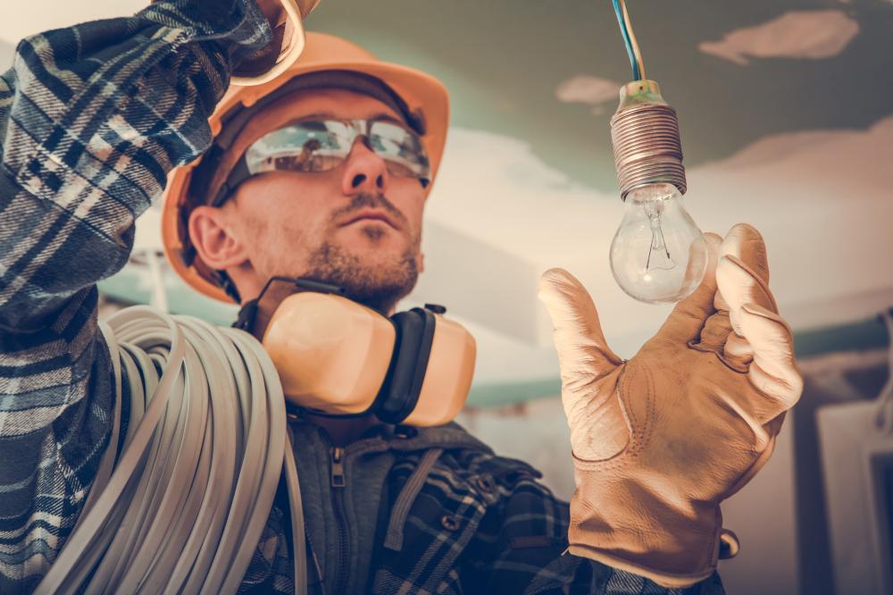 Key Benefits of Selecting Professional Electricians