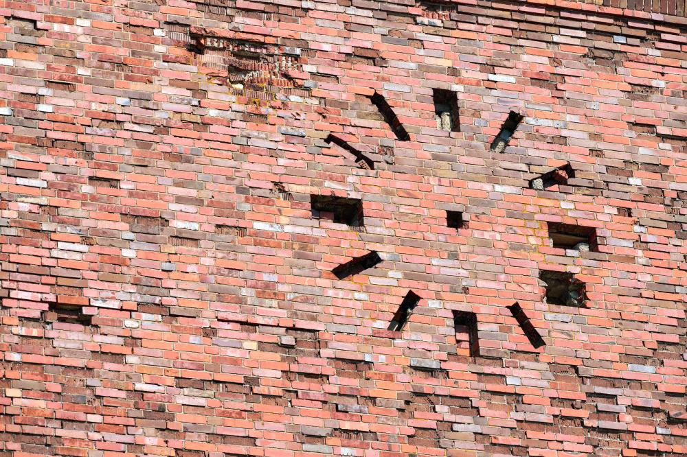How Does Tuckpointing Preserve Your Brickwork?