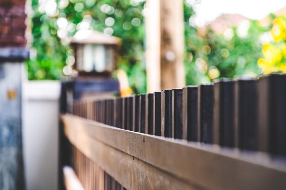 What Are the Residential Fencing Options?