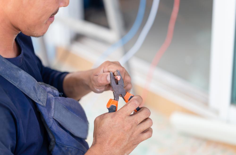 What Qualifies as a Local Electrician Orange CA Emergency?