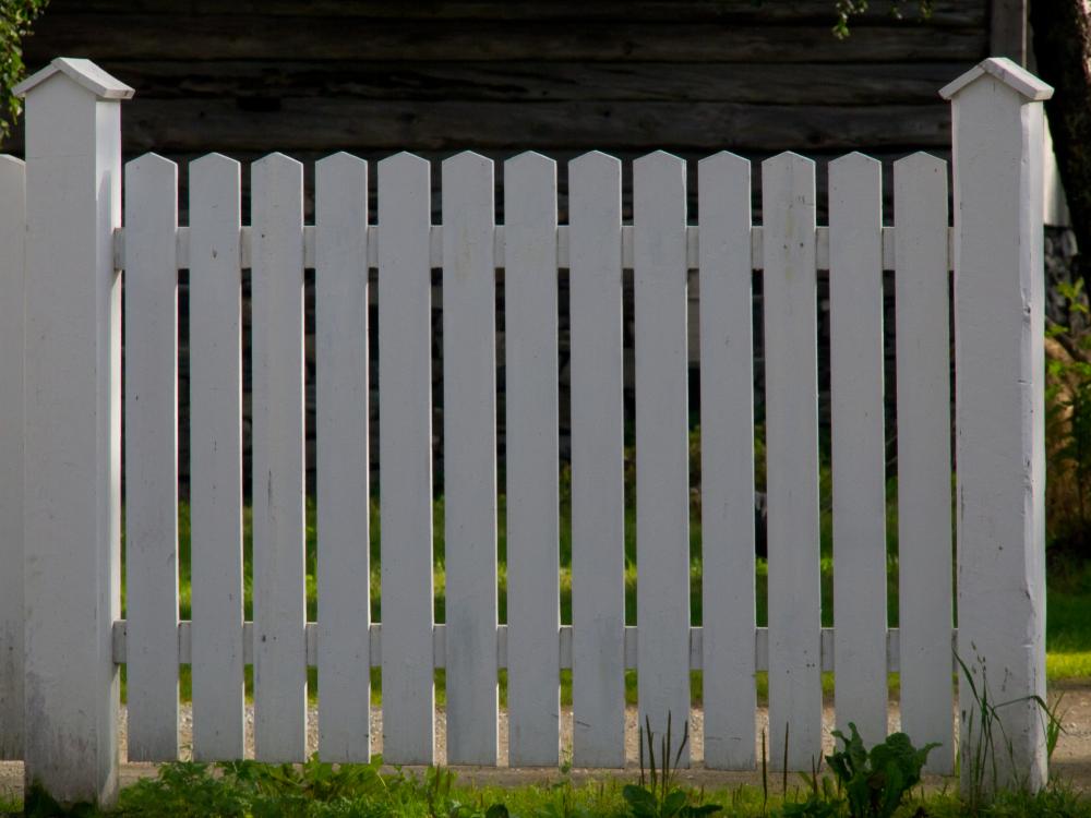 Types of Damage Addressed in Fence Repair Denver