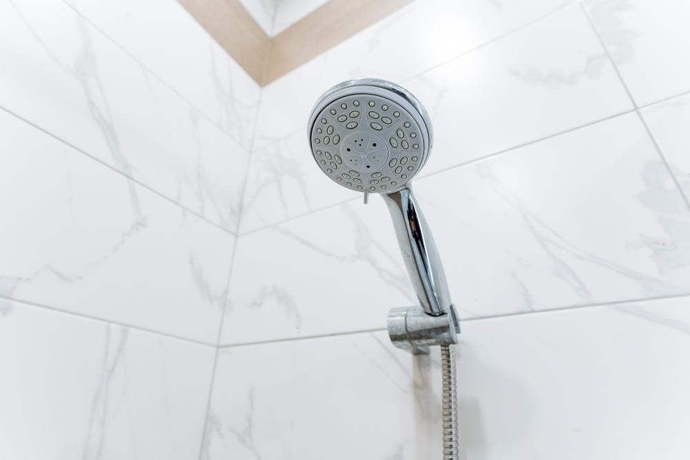 How Do You Select the Right Shower Contractor?