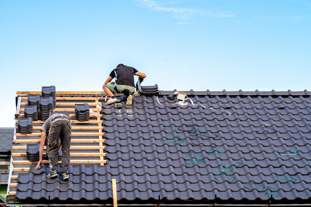 What Qualifies as a Best Residential Roofers Melbourne Emergency?