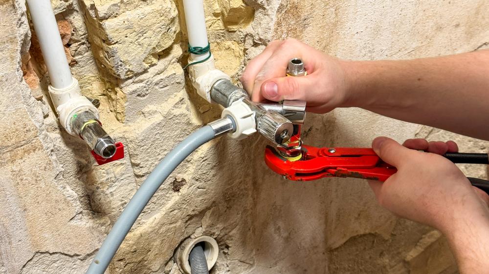 What Services Do Oasis Plumbers Offer?