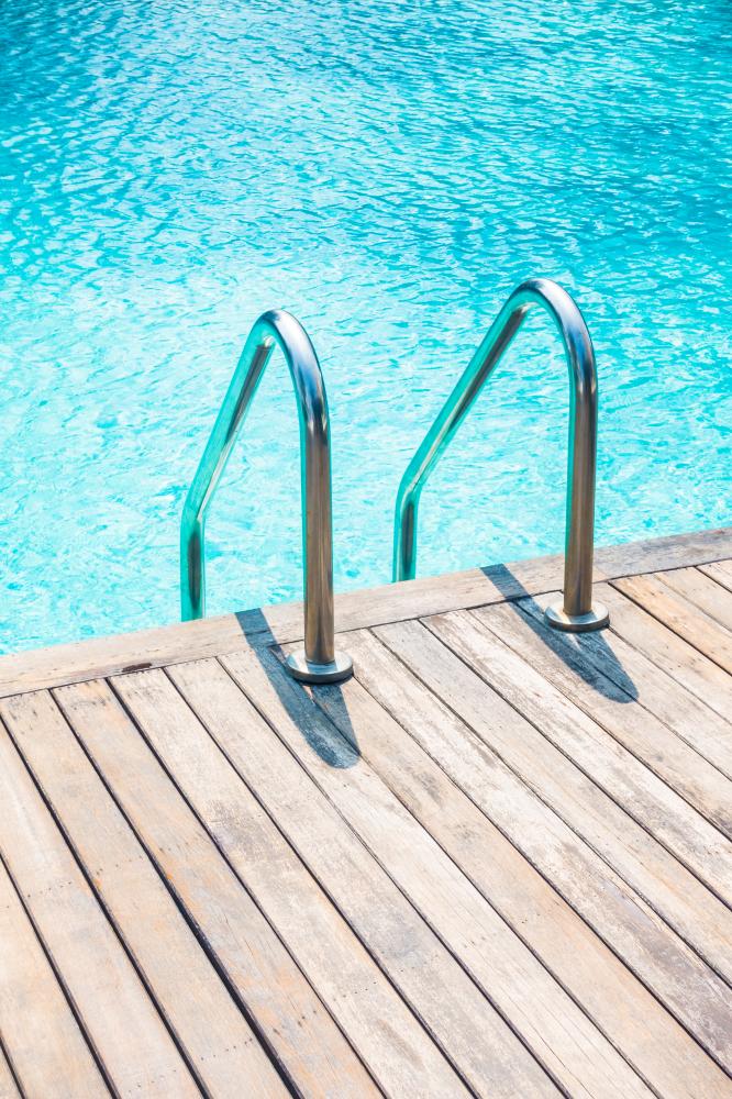 Benefits of Pool Deck Resurfacing