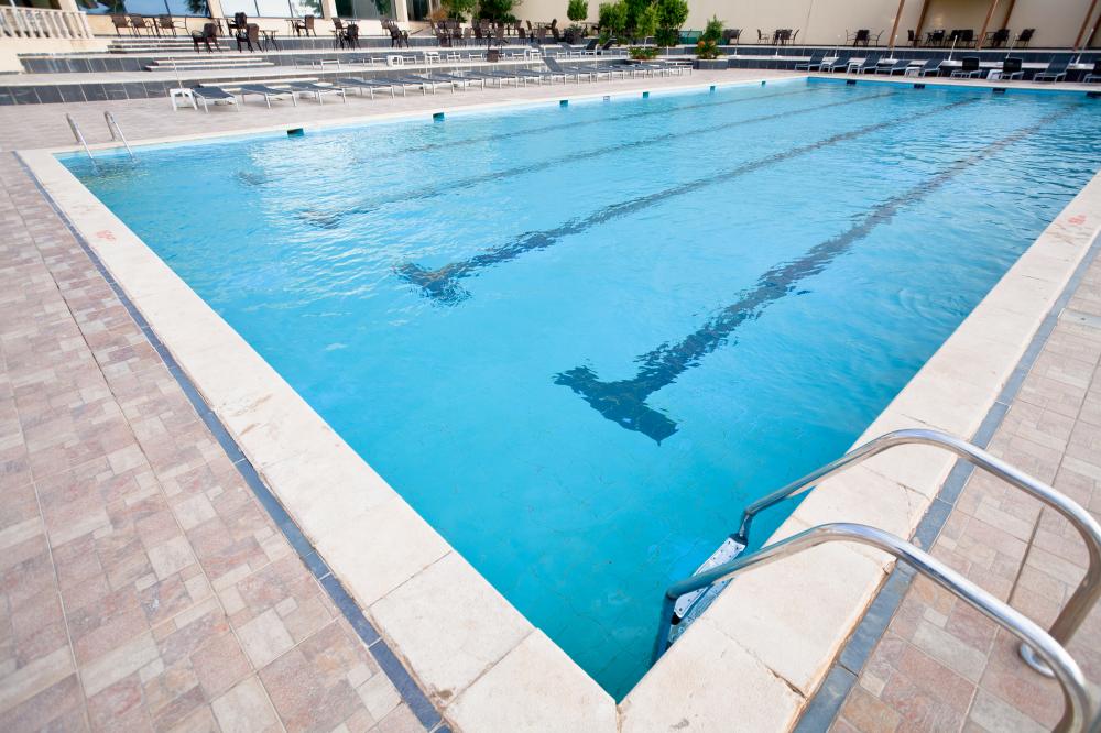 Efficient solar heated pool system in Seminole County