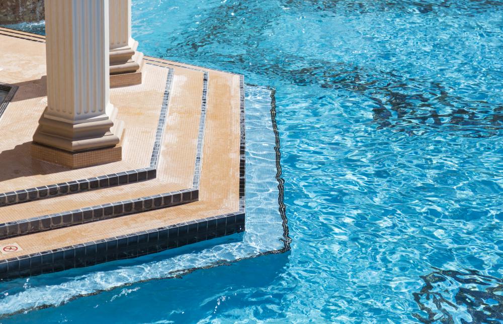 How to Choose the Right Luxury Pool Builder Montgomery TX