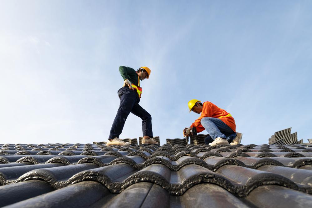 Choosing the Right Roofing Materials