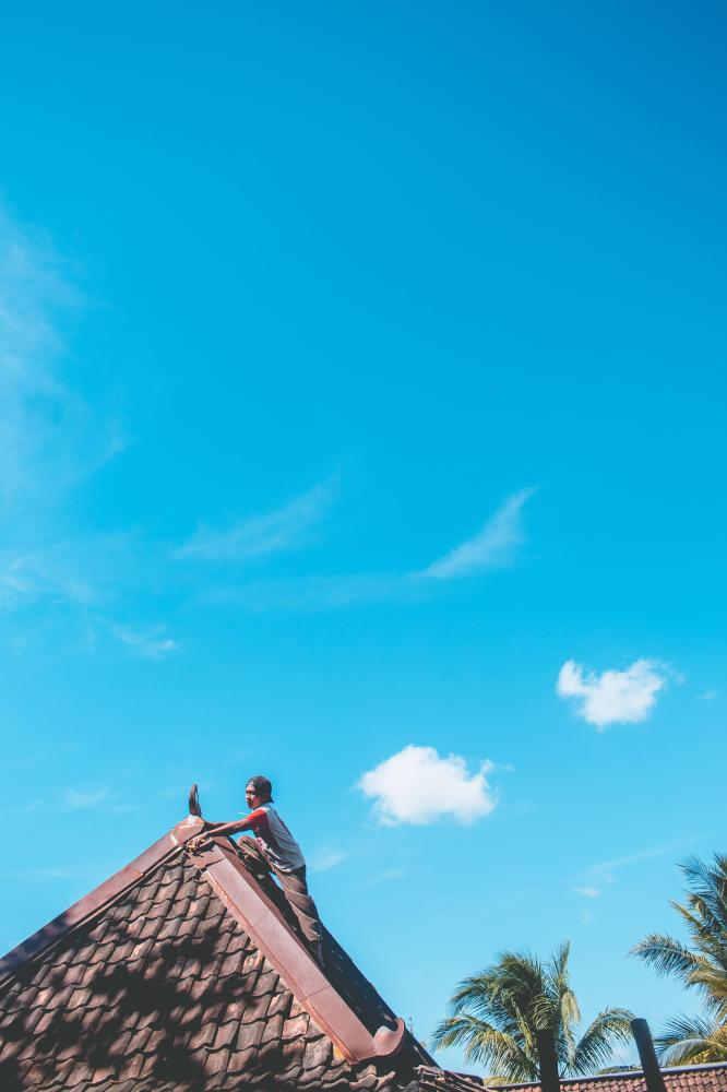 What Services Do Roofers Melbourne Beach Offer?