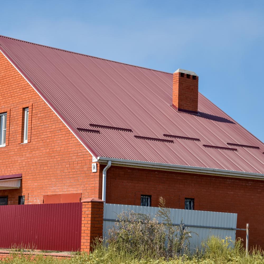 Why Are Metal Roofs a Smart Investment for Houston Residents?