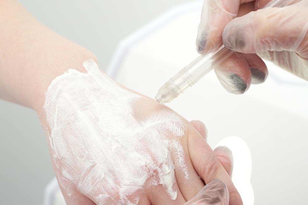 Personal Experience and Professional Insights on Numbing Cream for Plasma Pen