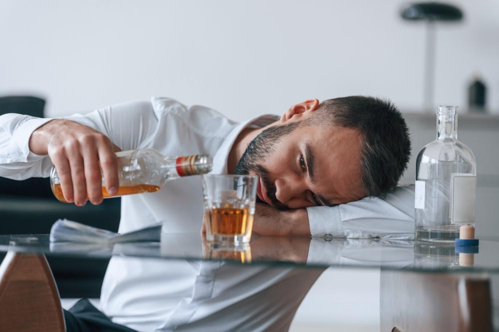 How Does Alcohol Detox in Encino Help Long-Term Recovery?