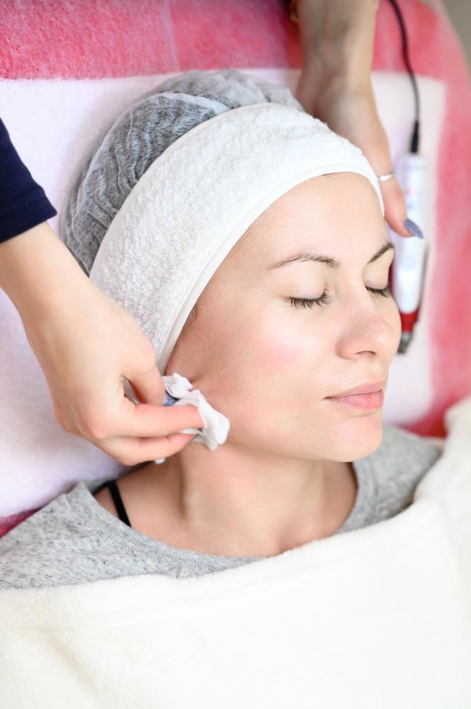 Revitalizing skin with Radio Frequency Therapy