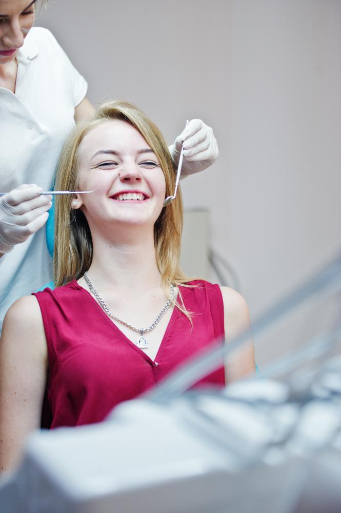 What Qualifies as Emergency Dental Care?