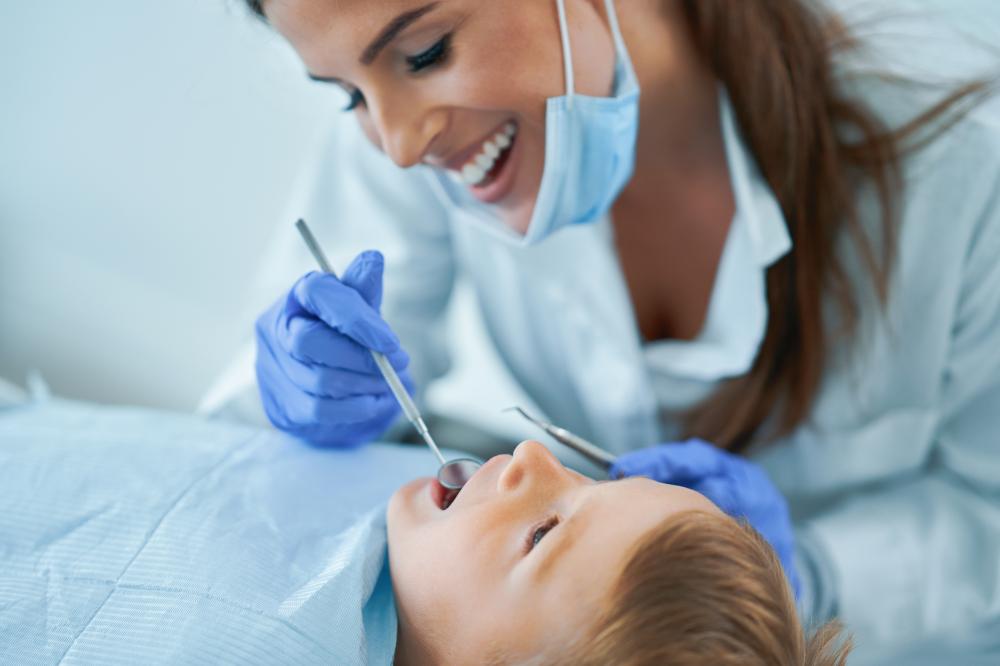Family Dentist New York City providing competent and compassionate dental care