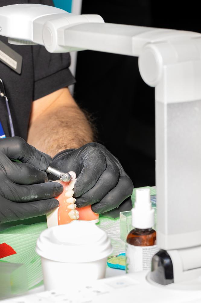 What Qualifies as a Dental Crown and Dental Bridges Melbourne Emergency?