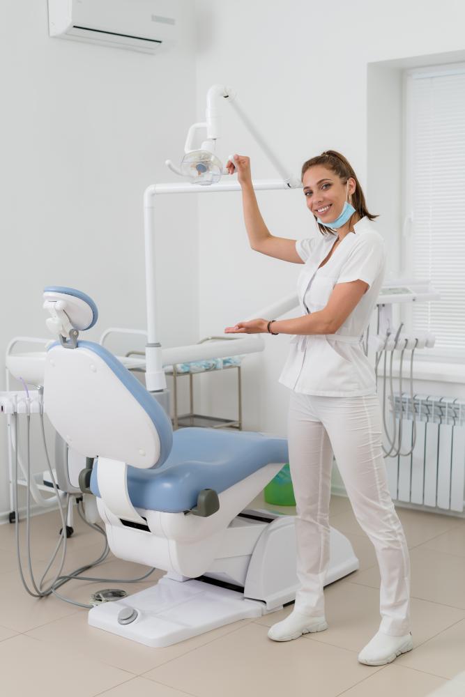 Compassionate dentist consulting with patient in Orlando