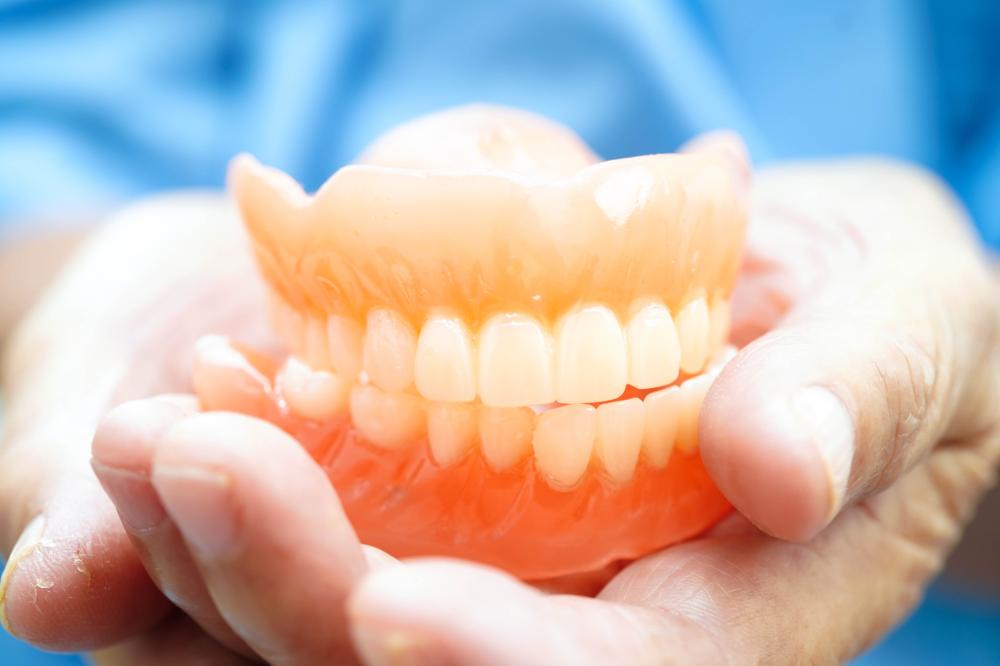 What Benefits Do Dentures Provide?