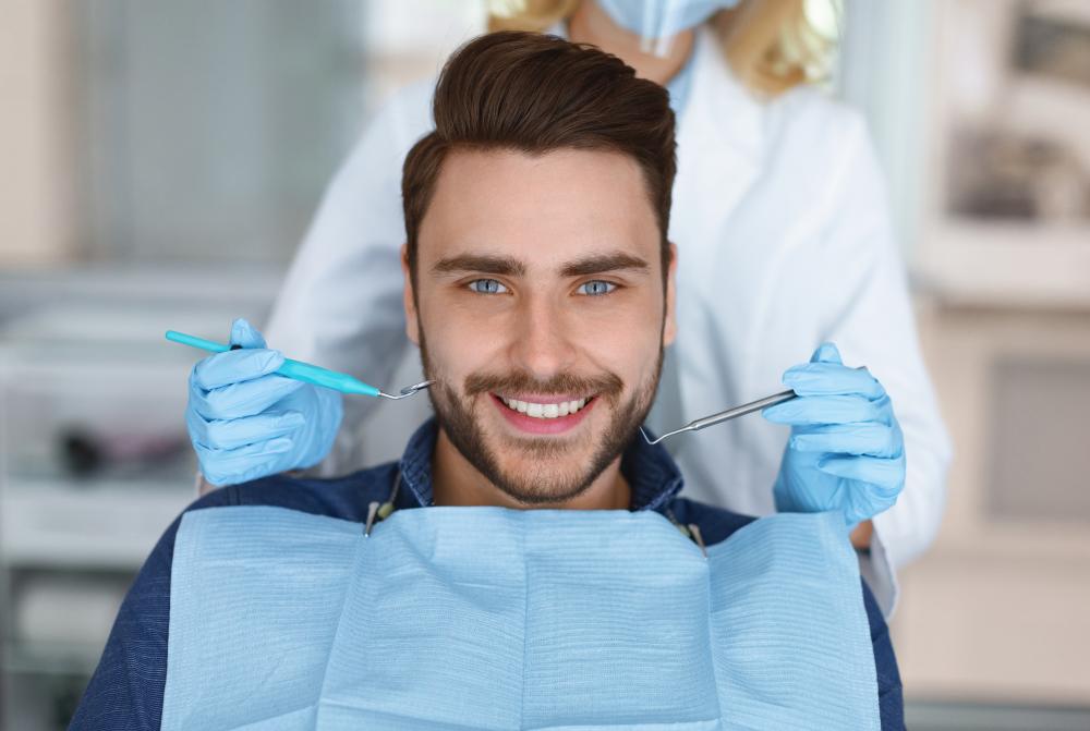 What Qualifies as a Dentist Near Me Colorado Springs CO Emergency?