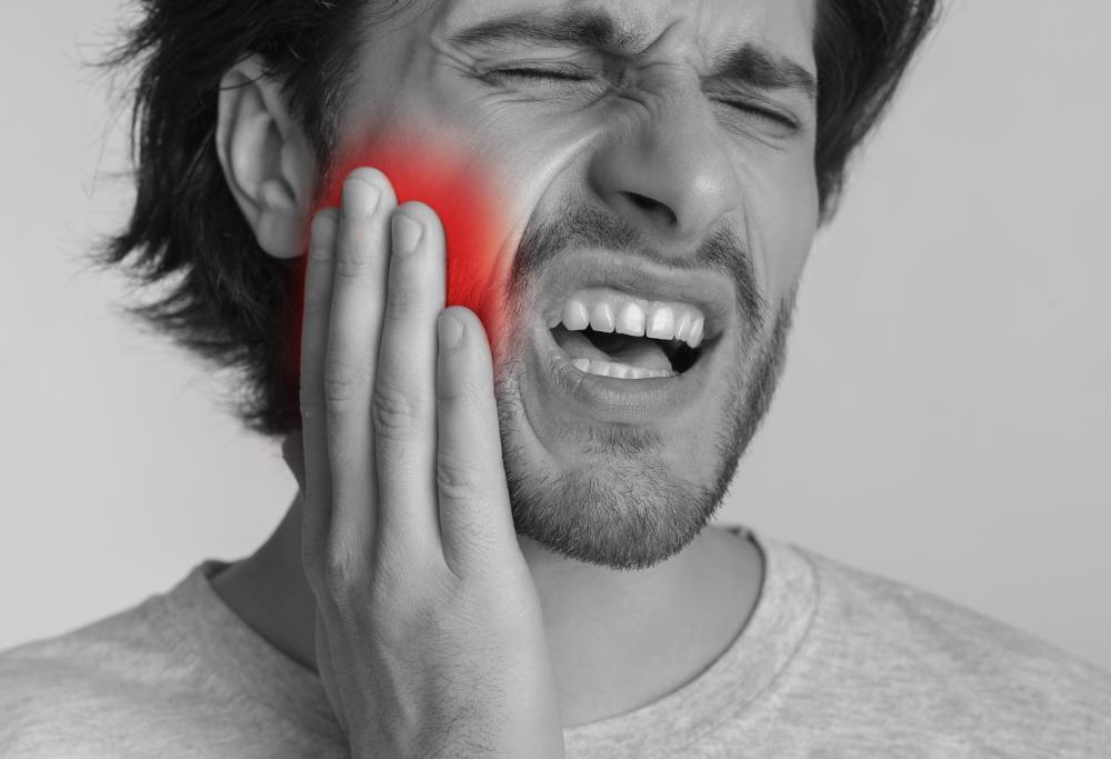 What Qualifies as an Emergency Dentist White Rock Emergency?