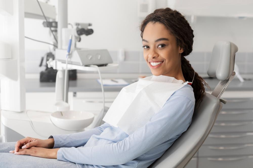 How Does In Office Teeth Whitening Work?