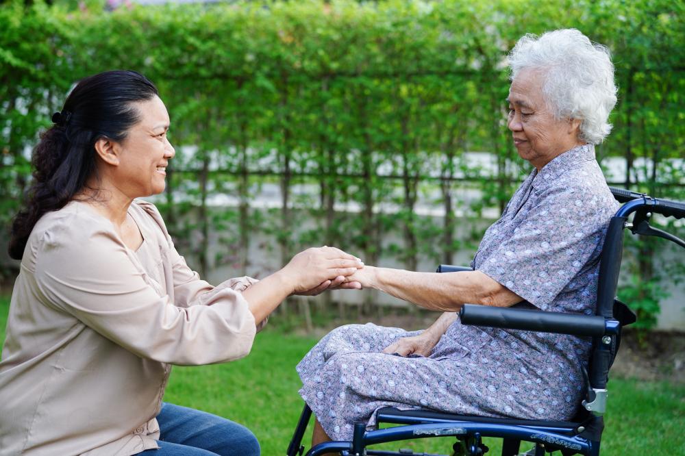 Compassionate Professional Senior Home Care Services in Brooklyn
