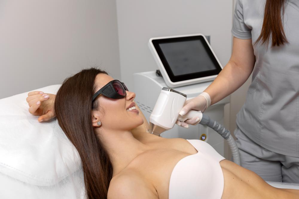 How does laser aesthetics work?