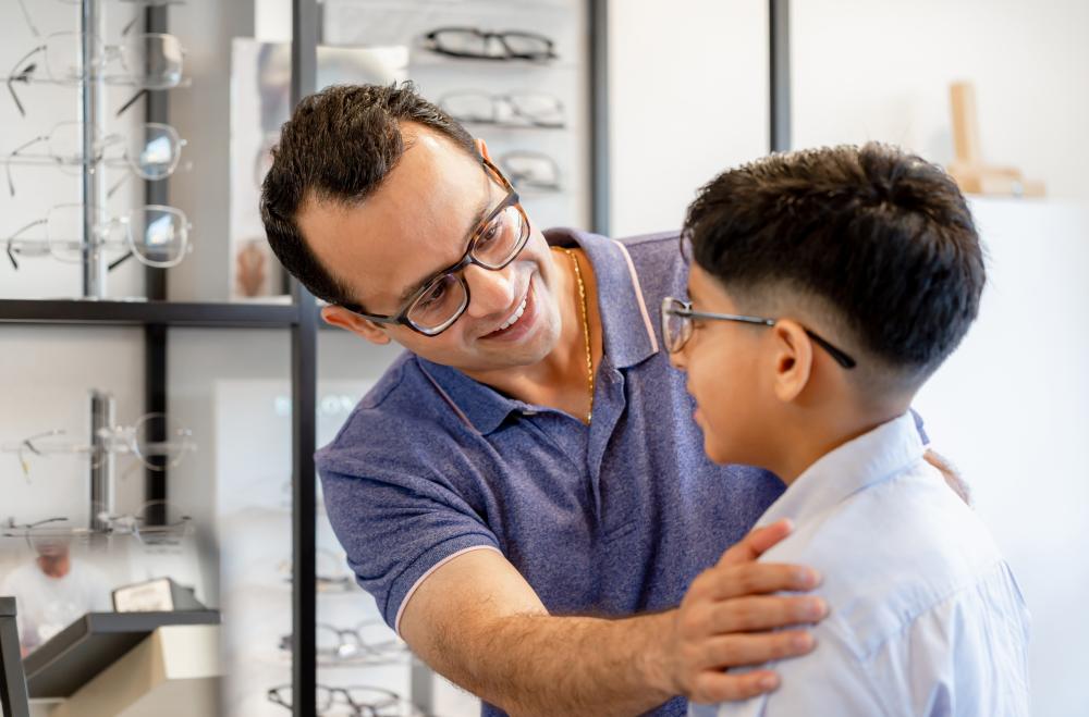 What Qualifies as an Eye Emergency with an Optometrist in the Bronx?