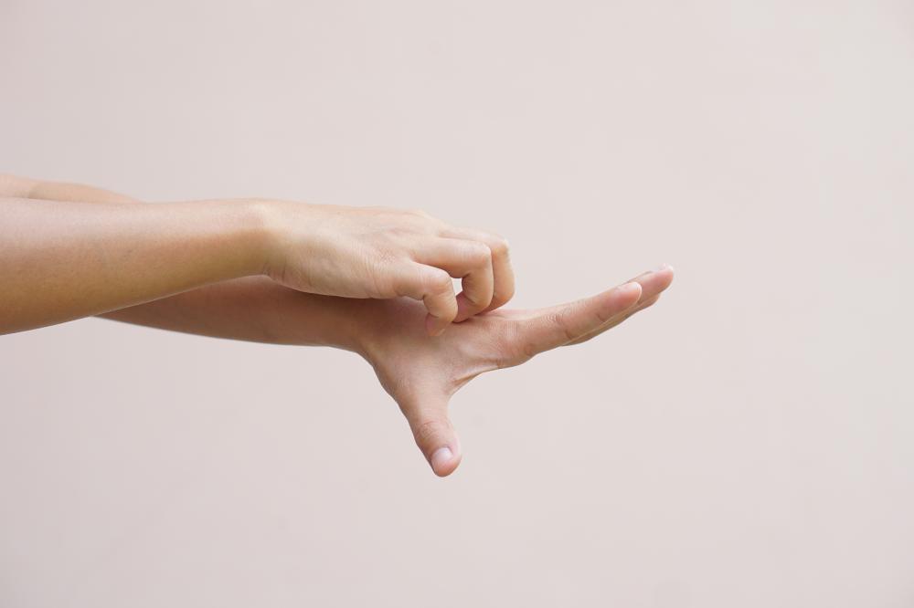 Treatment Options for Hand Rejuvenation in Toronto