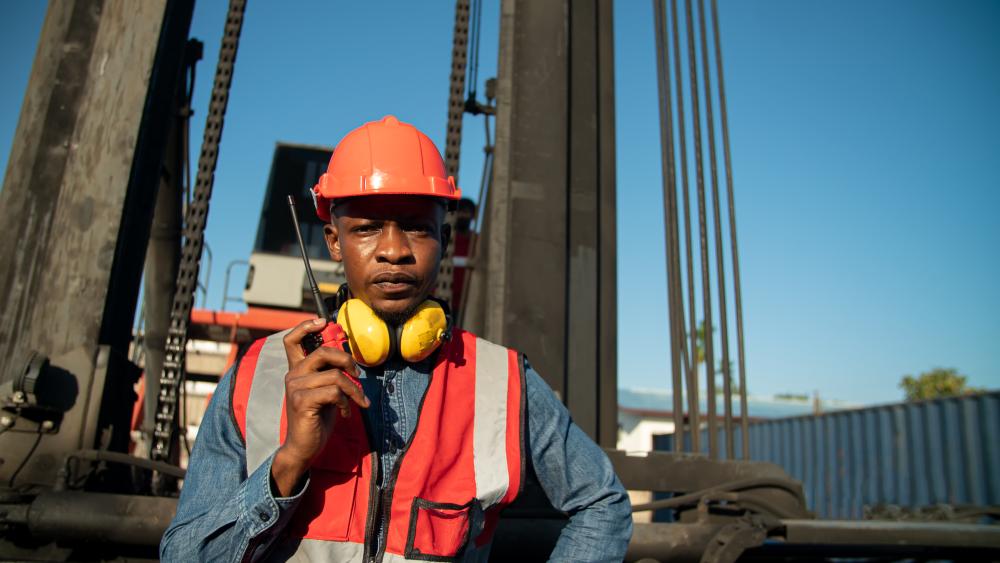Steps to How to Become Crane Operator
