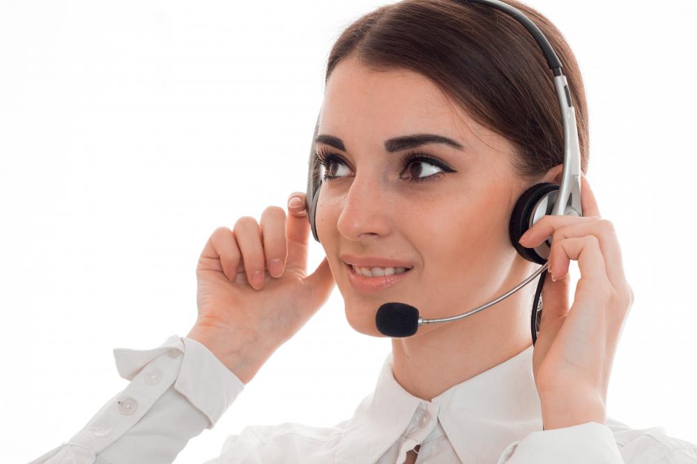 Professional call operator ensuring client satisfaction