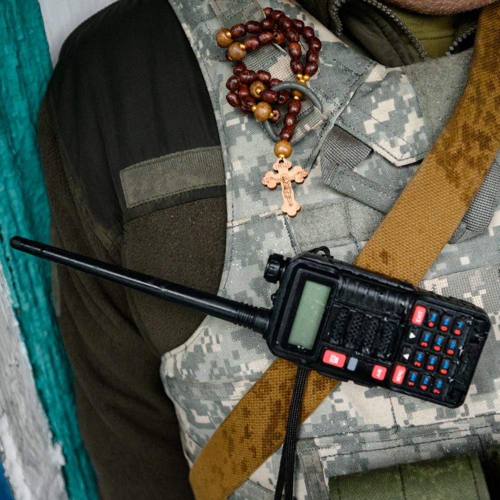 What Benefits Do Digital UHF Radios Offer?