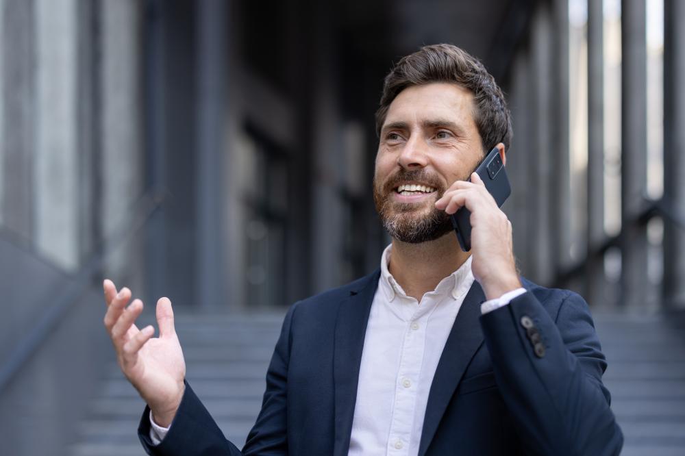 Effective Tactics in Real Estate Voicemail Marketing