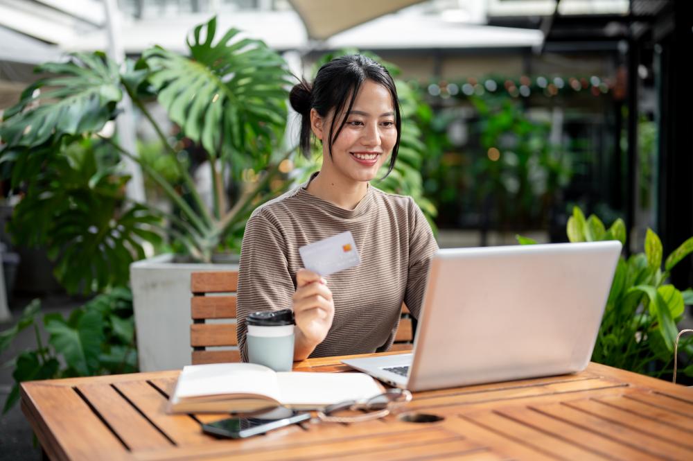 Choosing the Right System to Accept Mastercard Payments