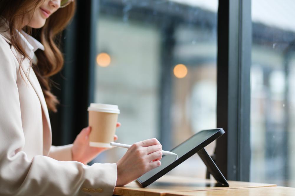Optimize Costs and Efficiency with Cutting-Edge Apps