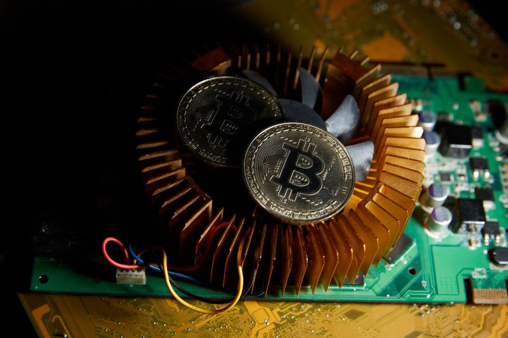 Choosing the Right Bitmain Antminer for Sale: Factors to Consider
